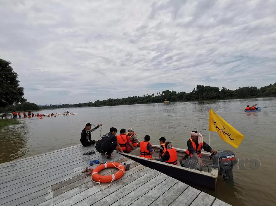 Kalang Warisan Pulau Manis Tarikan Ke Terengganu