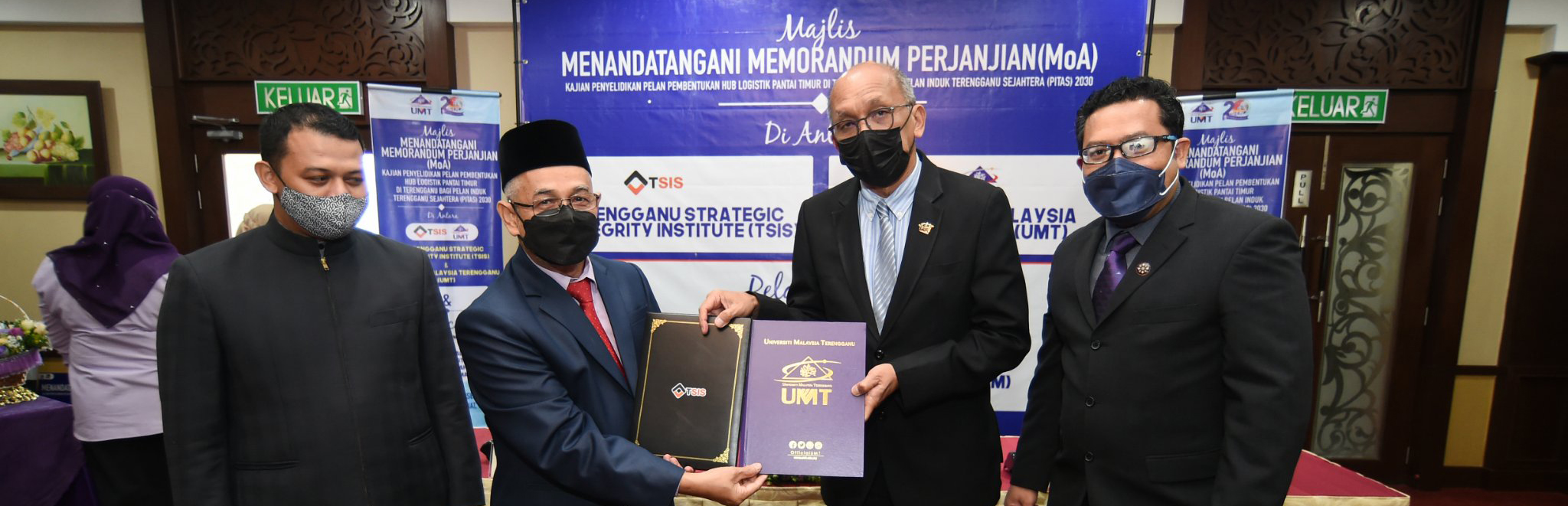 Majlis Menandatangani MoA TSIS Bersama Universiti Malaysia Terengganu (UMT)