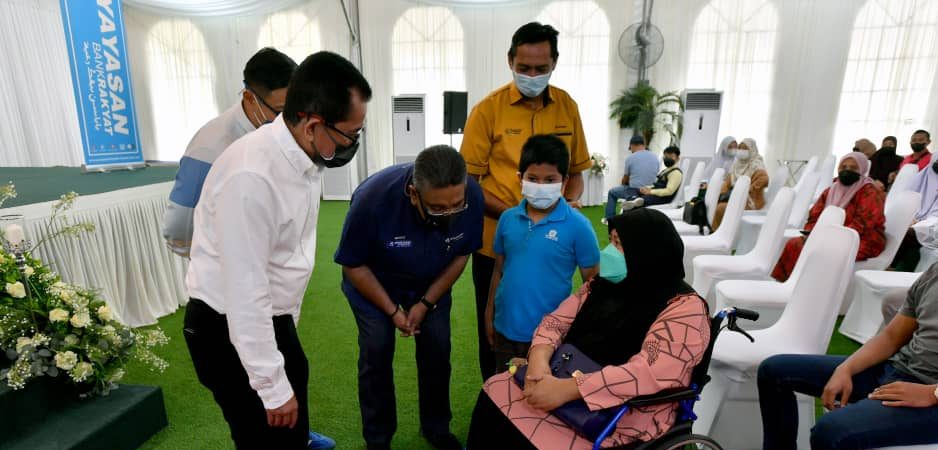 Yayasan Bank Rakyat Peruntuk RM2.5 Juta Untuk Bantuan Persekolahan