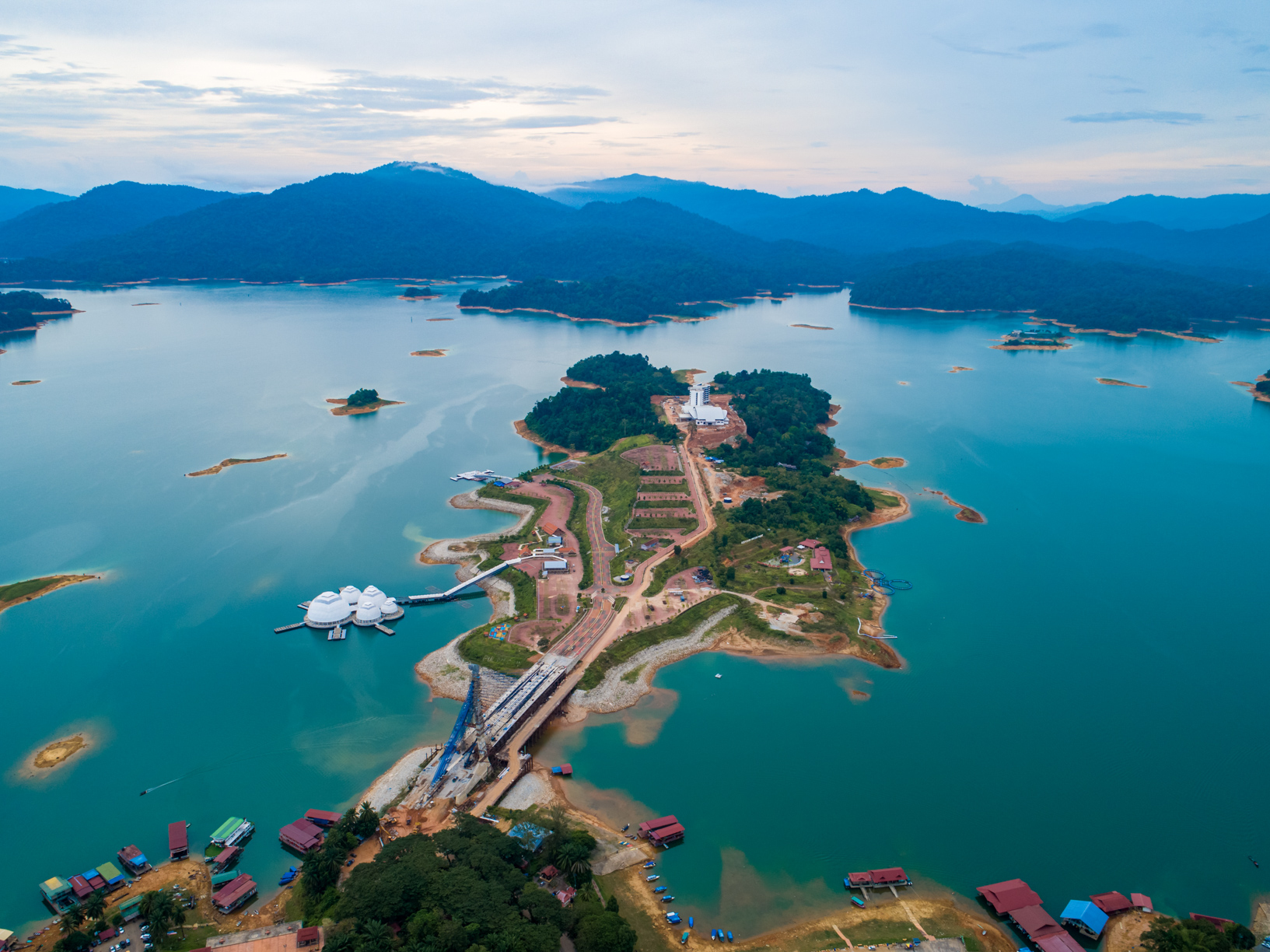 Taman Geopark Tasik Kenyir